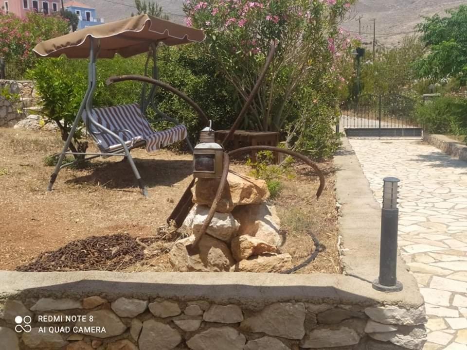Kalypso Apartment Chalki Town الغرفة الصورة